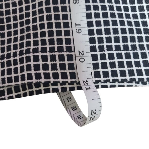 Lands' End Black and White Window -Pane Check Shorts Size 16 - Picture 7 of 9